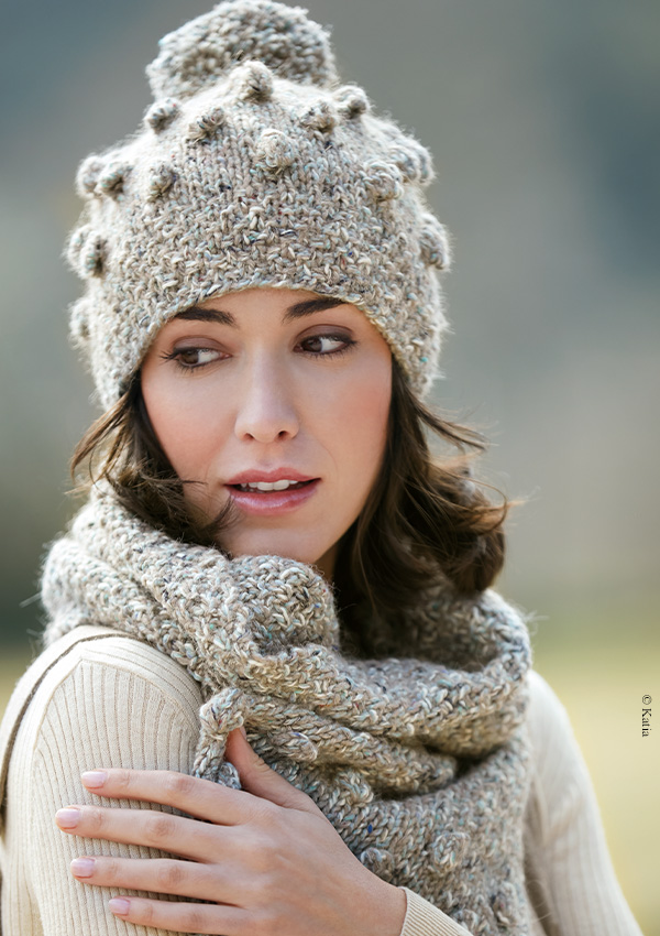 bonnet et écharpe tricotés en laine