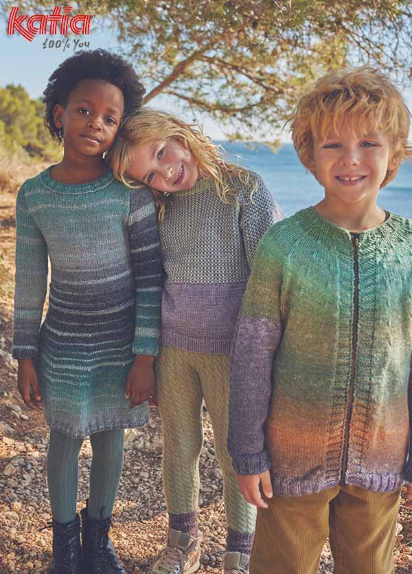 enfants tricots colorés